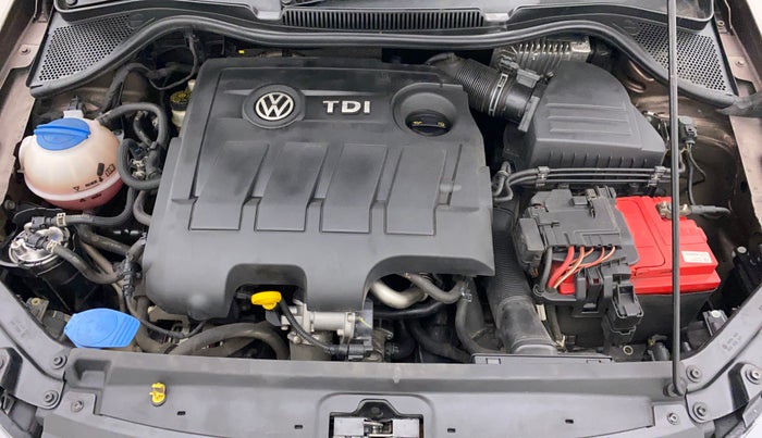 2015 Volkswagen Vento COMFORTLINE 1.5 AT, Diesel, Automatic, 99,094 km, Open Bonet