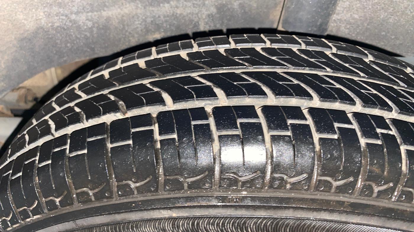 2016 Datsun Redi Go T (O), Petrol, Manual, 63,057 km, Left Rear Tyre Tread