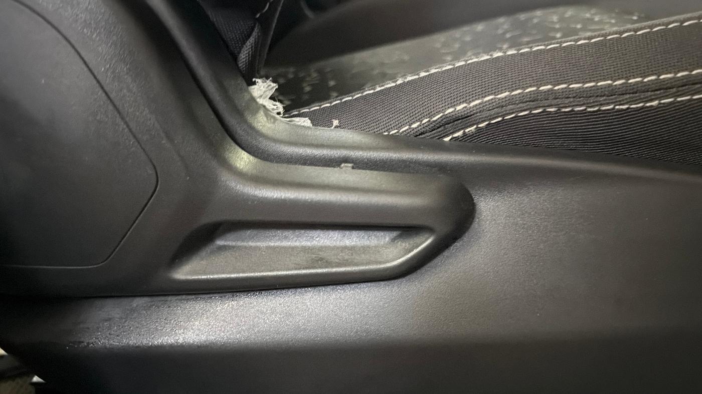 2021 Tata Tiago XTA PETROL, Petrol, Automatic, 49,476 km, Driver Side Adjustment Panel