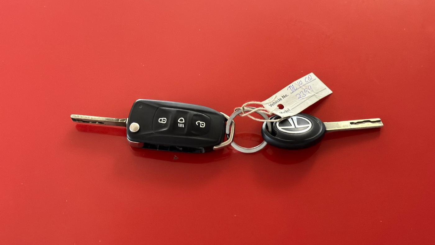 2021 Tata Tiago XTA PETROL, Petrol, Automatic, 49,476 km, Key Close Up