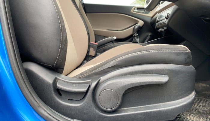 2018 Hyundai Elite i20 ASTA 1.2, Petrol, Manual, 54,373 km, Driver Side Adjustment Panel