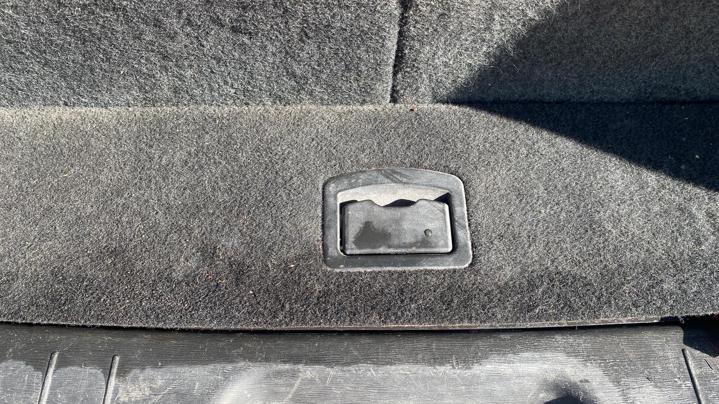 2019 Mahindra XUV500 W9 AT, Diesel, Automatic, 88,811 km, Boot Inside
