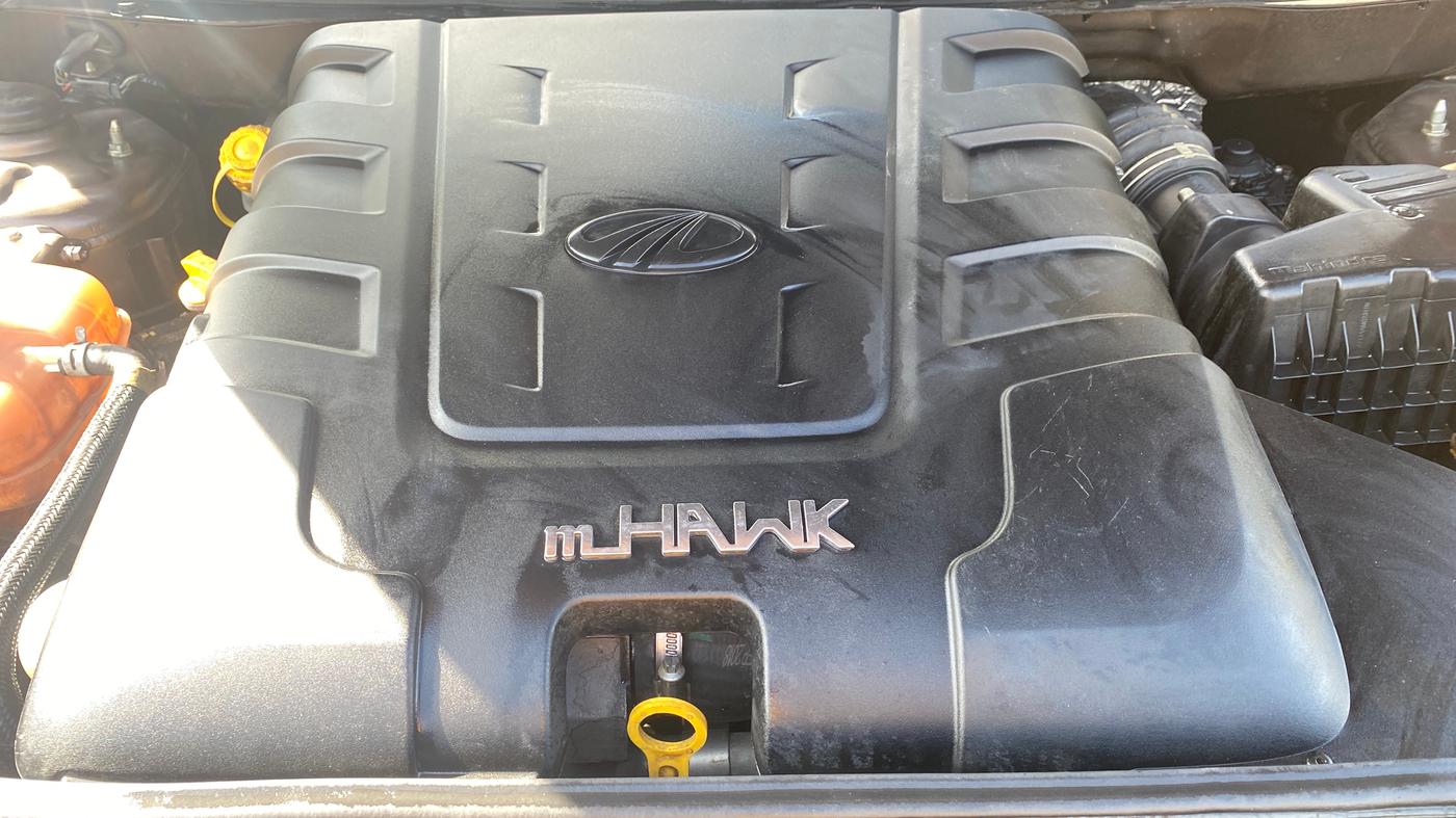 2019 Mahindra XUV500 W9 AT, Diesel, Automatic, 88,811 km, Engine View