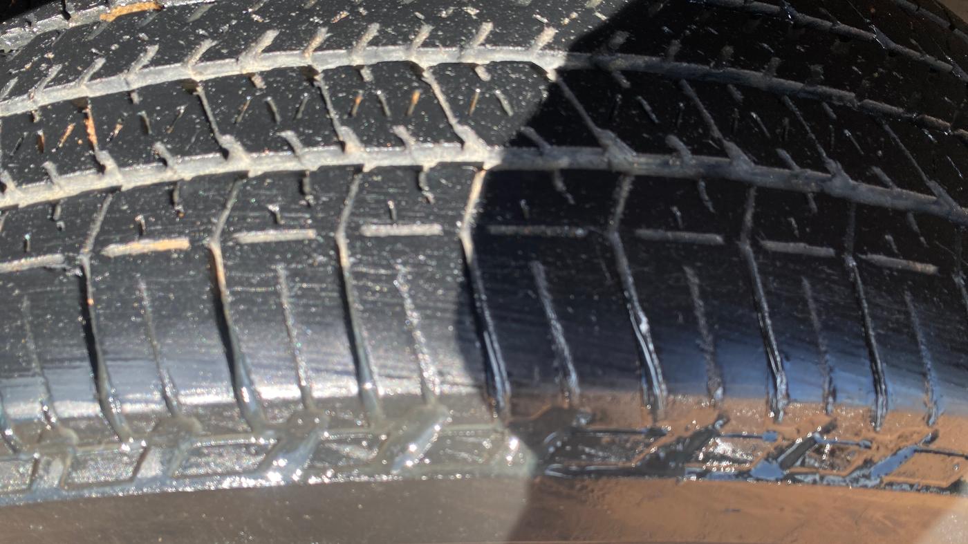 2019 Mahindra XUV500 W9 AT, Diesel, Automatic, 88,811 km, Right Rear Tyre Tread
