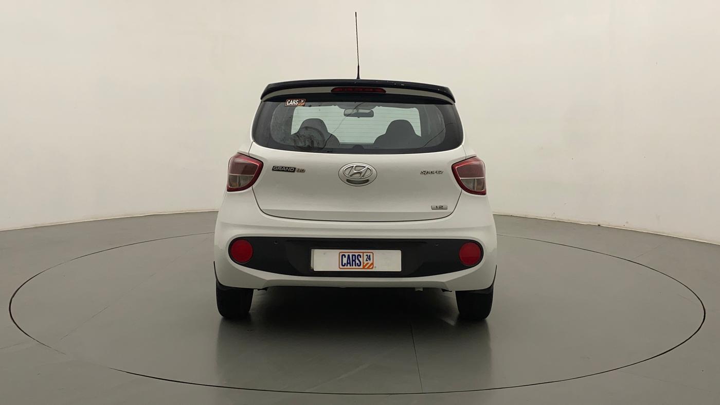2017 Hyundai Grand i10 SPORTZ 1.2 KAPPA VTVT, CNG, Manual, 1,09,662 km, Back/Rear