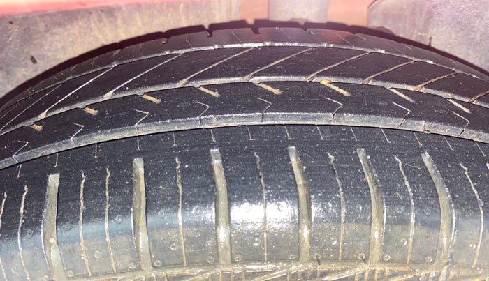 2017 Maruti Dzire VXI AMT, Petrol, Automatic, 57,600 km, Left Rear Tyre Tread