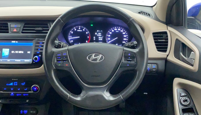 2016 Hyundai Elite i20 ASTA 1.2 (O), Petrol, Manual, 40,338 km, Steering Wheel Close Up