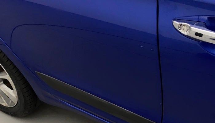 2016 Hyundai Elite i20 ASTA 1.2 (O), Petrol, Manual, 40,338 km, Right rear door - Minor scratches