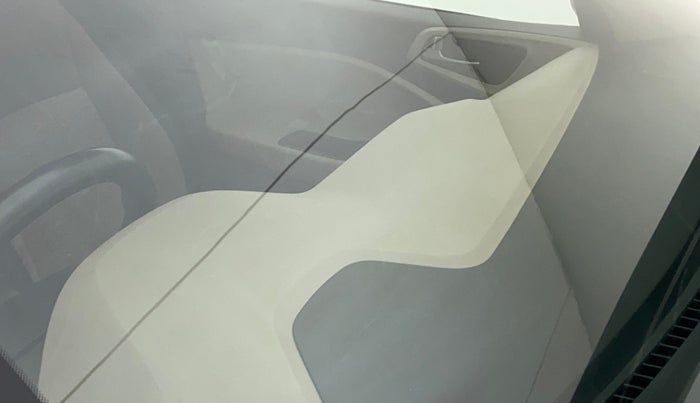 2016 Hyundai Elite i20 ASTA 1.2 (O), Petrol, Manual, 40,338 km, Front windshield - Minor spot on windshield