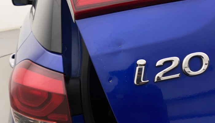 2016 Hyundai Elite i20 ASTA 1.2 (O), Petrol, Manual, 40,338 km, Dicky (Boot door) - Slightly dented
