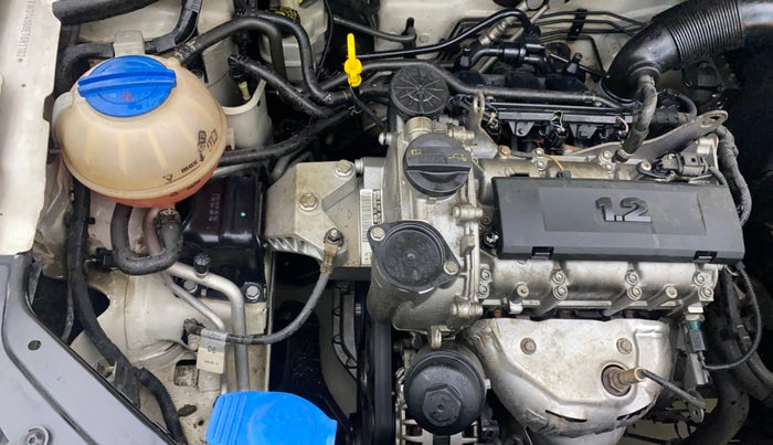 2014 Volkswagen Polo COMFORTLINE 1.2L, Petrol, Manual, 44,337 km, Engine View - Right