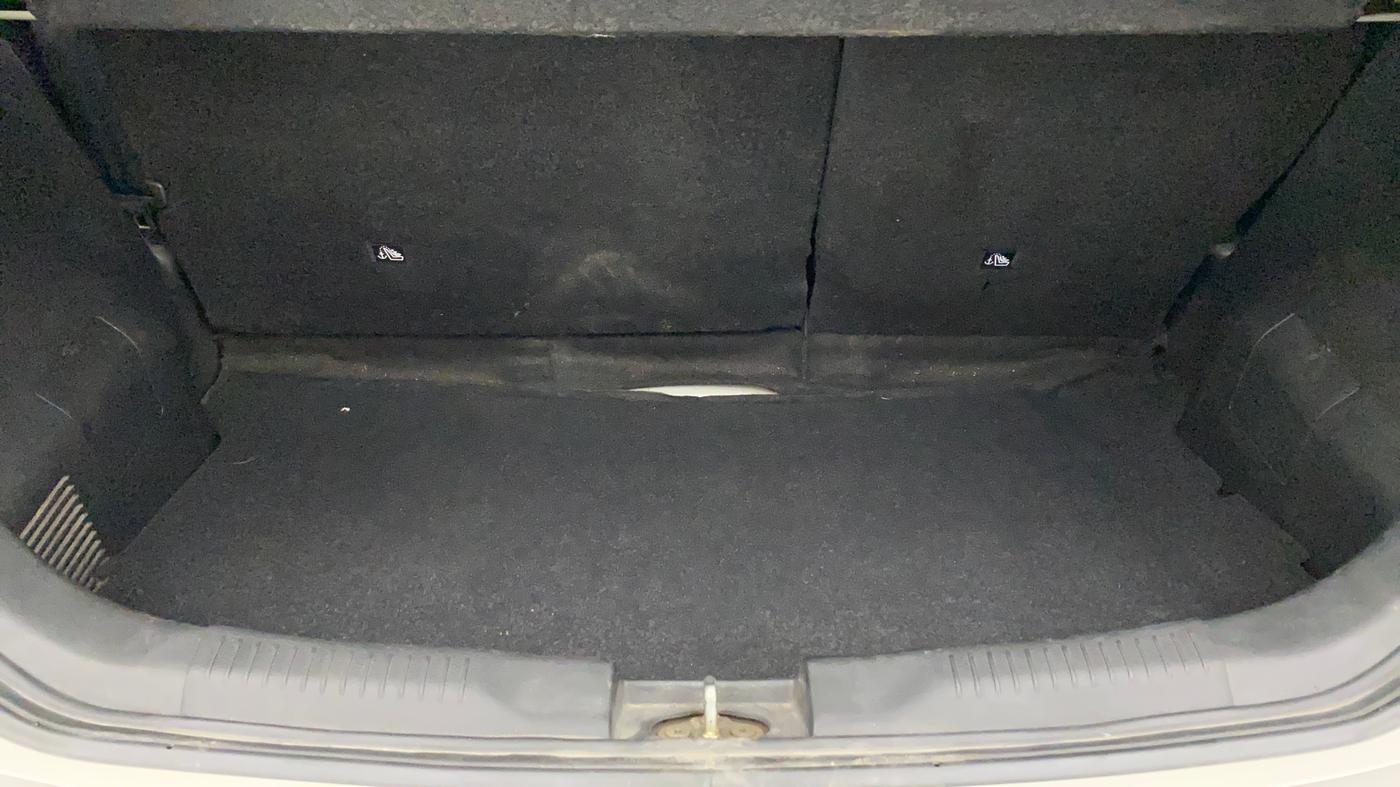 2019 Maruti IGNIS DELTA 1.2, Petrol, Manual, 67,221 km, Boot Inside