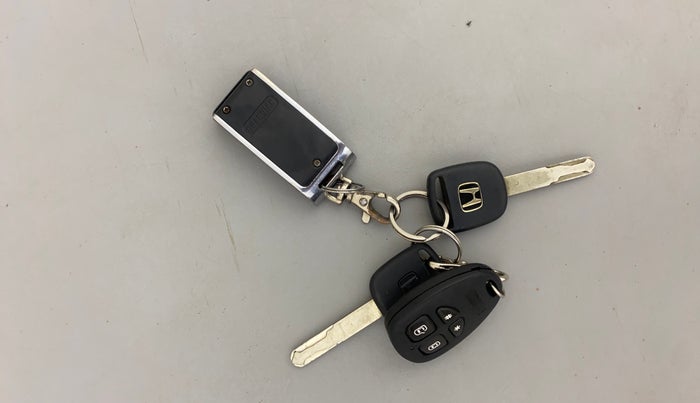 2012 Honda City 1.5L I-VTEC E MT, Petrol, Manual, 74,607 km, Key Close Up