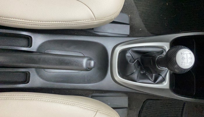 2012 Honda City 1.5L I-VTEC E MT, Petrol, Manual, 74,607 km, Gear Lever