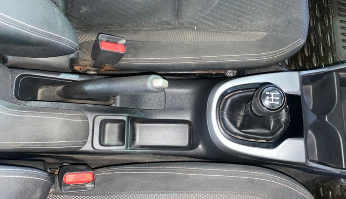 2017 Honda WR-V 1.2L I-VTEC VX MT, Petrol, Manual, 31,941 km, Gear Lever