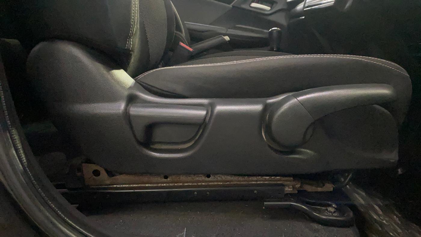 2017 Honda WR-V 1.2L I-VTEC VX MT, Petrol, Manual, 31,951 km, Driver Side Adjustment Panel
