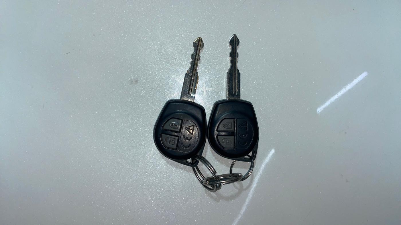 2020 Maruti Swift VXI AMT, Petrol, Automatic, 38,458 km, Key Close Up