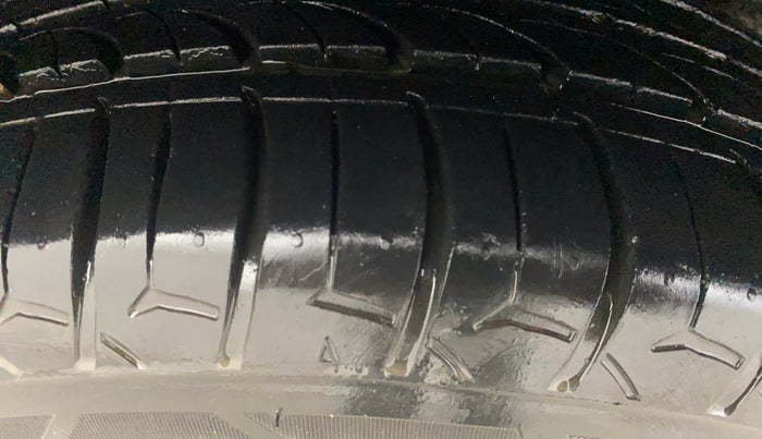 2013 Hyundai i20 SPORTZ 1.2, Petrol, Manual, 66,144 km, Right Rear Tyre Tread