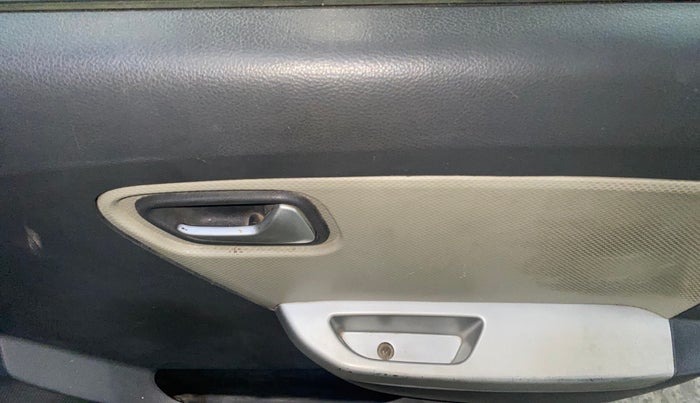 2019 Maruti Alto K10 VXI, Petrol, Manual, 97,047 km, Driver Side Door Panels Control