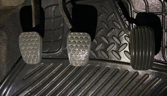 2022 Tata Tiago XT PETROL, Petrol, Manual, 82,299 km, Pedals