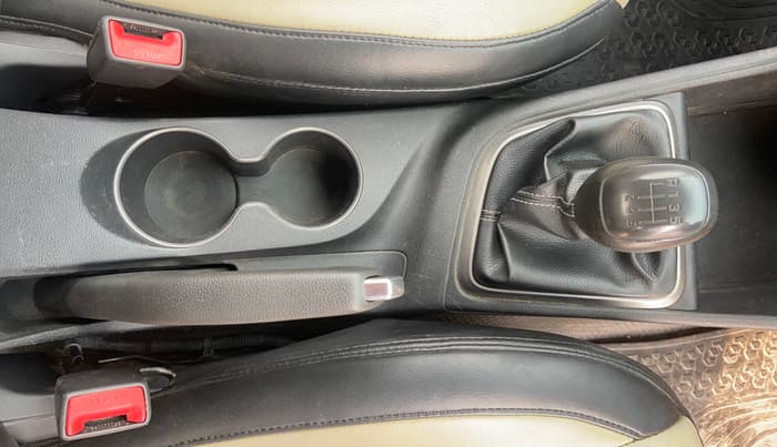 2018 Hyundai Verna 1.6 VTVT SX, Petrol, Manual, 77,642 km, Gear Lever