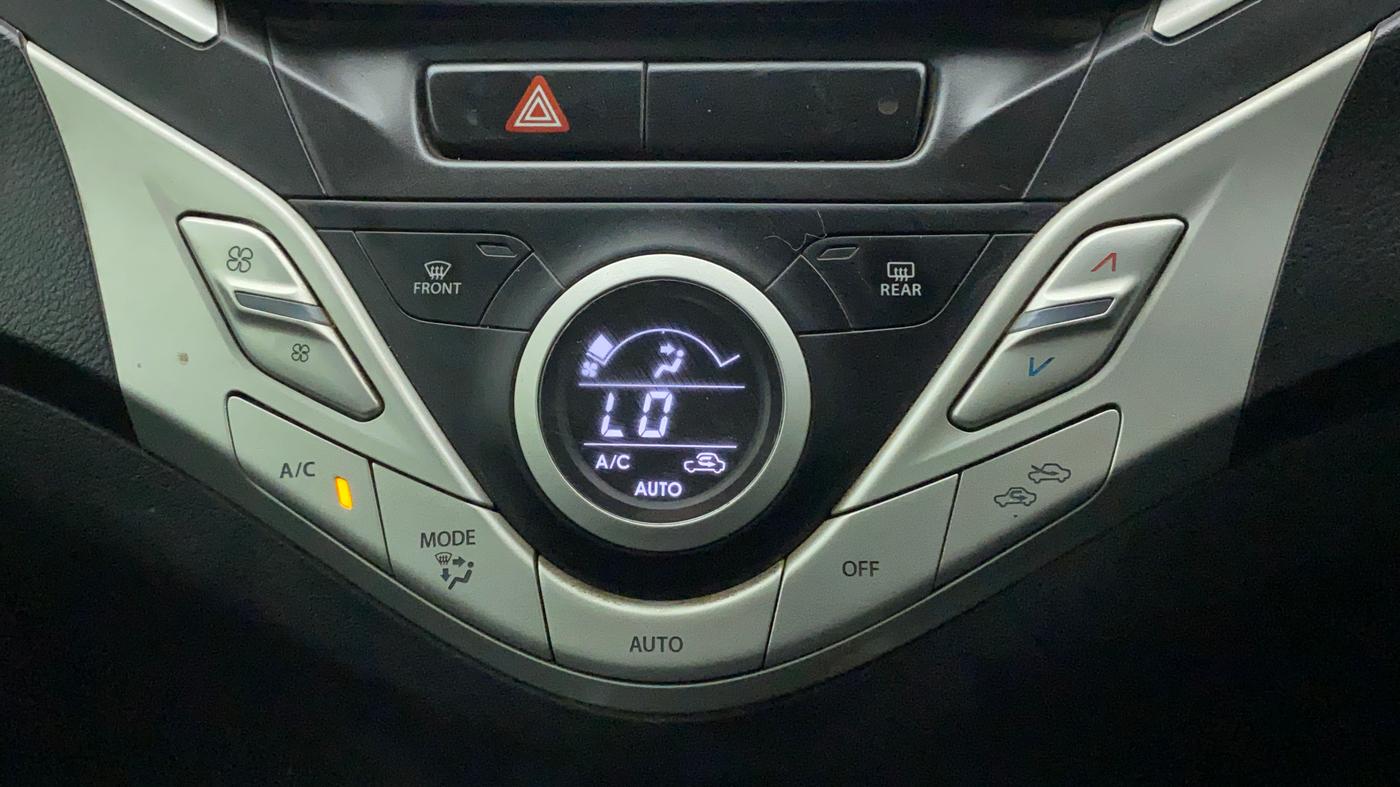 2016 Maruti Baleno ALPHA DIESEL 1.3, Diesel, Manual, 99,240 km, Automatic Climate Control