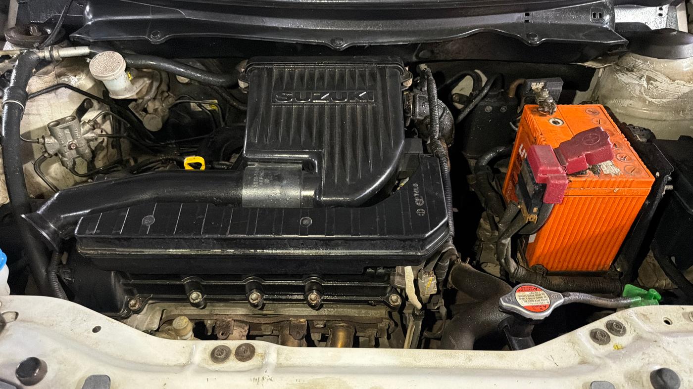 2016 Maruti Swift Dzire VXI, Petrol, Manual, 21,314 km, Engine View