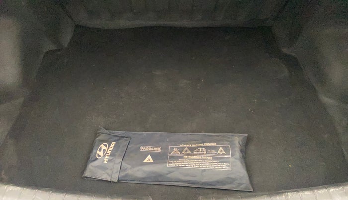 2015 Hyundai Xcent S 1.2, Petrol, Manual, 45,769 km, Boot Inside