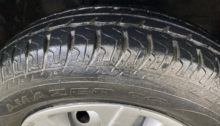 2015 Maruti Wagon R 1.0 LXI, Petrol, Manual, 9,847 km, Right Front Tyre Tread