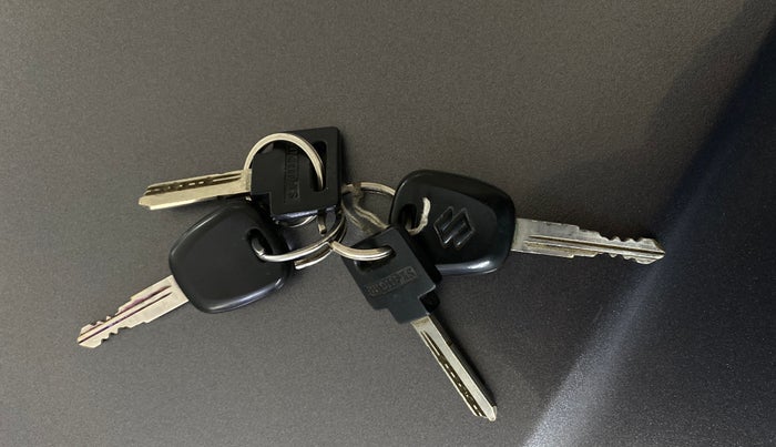 2015 Maruti Wagon R 1.0 LXI, Petrol, Manual, 9,847 km, Key Close Up