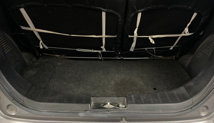 2015 Maruti Wagon R 1.0 LXI, Petrol, Manual, 9,847 km, Boot Inside