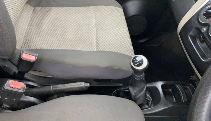 2015 Maruti Wagon R 1.0 LXI CNG, CNG, Manual, 1,10,768 km, Gear Lever