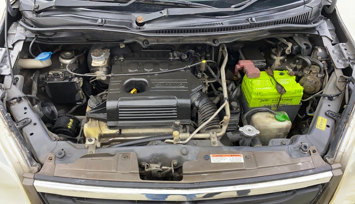 2015 Maruti Wagon R 1.0 LXI CNG, CNG, Manual, 1,10,768 km, Engine View