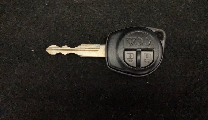 2017 Maruti Vitara Brezza ZDI, Diesel, Manual, 55,290 km, Key Close Up