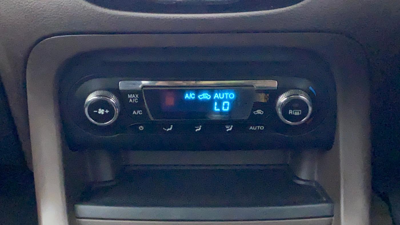 2019 Ford FREESTYLE TITANIUM Plus 1.5 TDCI MT, Diesel, Manual, 67,699 km, Automatic Climate Control