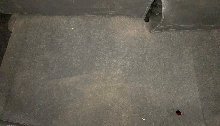 2015 Maruti Swift ZXI, Petrol, Manual, 58,467 km, Boot Inside