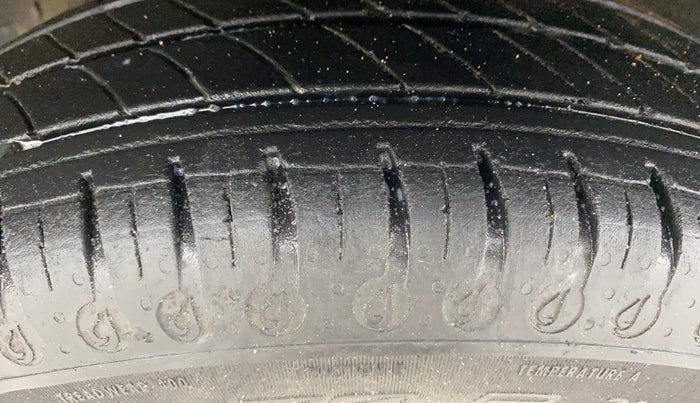 2021 Renault Kwid RXT 1.0 (O), Petrol, Manual, 21,408 km, Left Front Tyre Tread