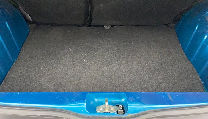 2021 Renault Kwid RXT 1.0 (O), Petrol, Manual, 21,408 km, Boot Inside