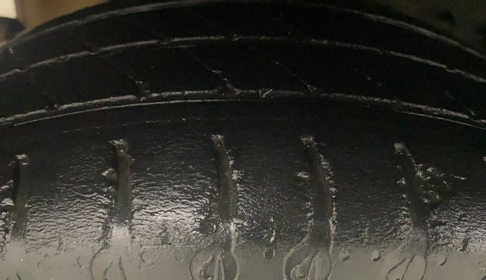 2021 Tata TIGOR XM PETROL, Petrol, Manual, 30,140 km, Right Rear Tyre Tread