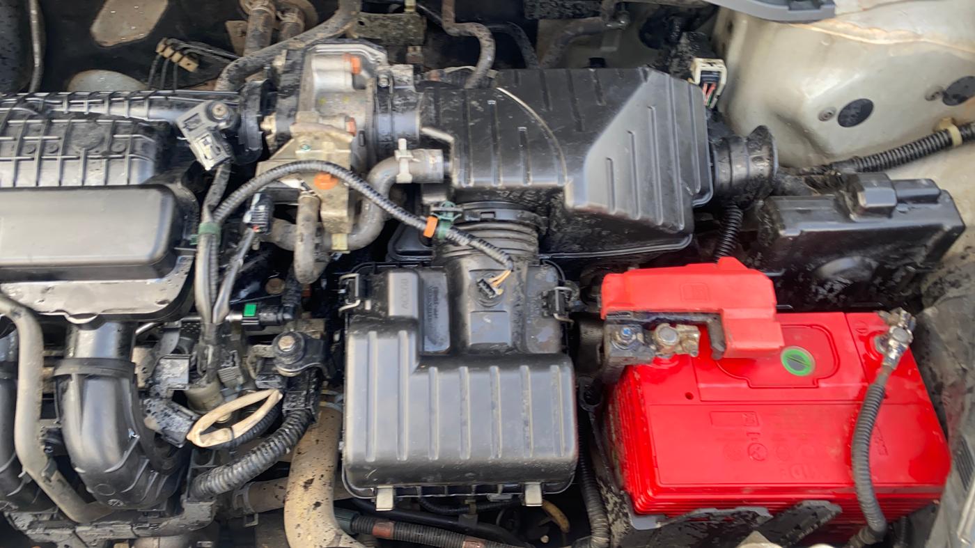 2014 Honda Brio VX AT, Petrol, Automatic, 1,03,862 km, Engine View - Left