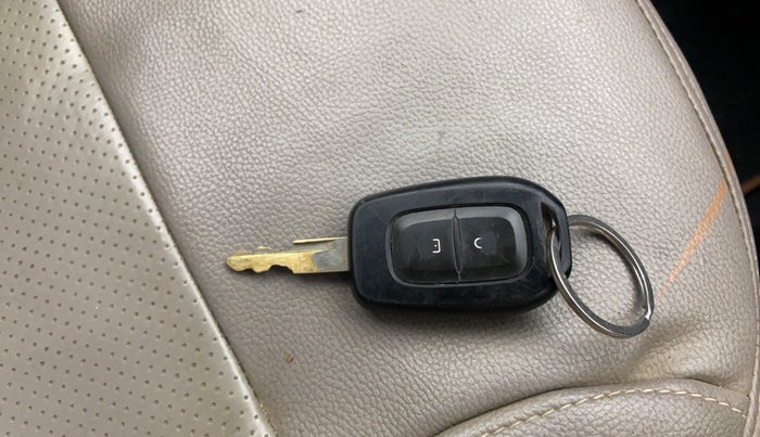 2018 Renault Kwid CLIMBER 1.0 AMT, Petrol, Automatic, 47,441 km, Key Close Up