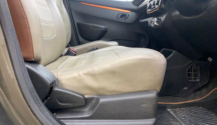 2018 Renault Kwid CLIMBER 1.0 AMT, Petrol, Automatic, 47,441 km, Driver Side Adjustment Panel