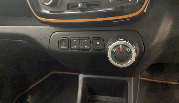 2018 Renault Kwid CLIMBER 1.0 AMT, Petrol, Automatic, 47,441 km, Gear Lever