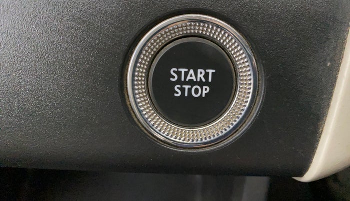 2020 Renault TRIBER RXZ AMT, Petrol, Automatic, 37,499 km, Keyless Start/ Stop Button