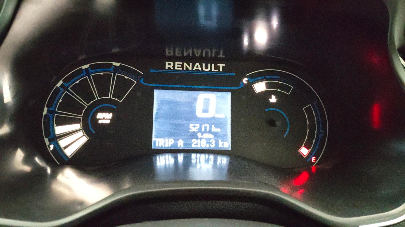 2021 Renault TRIBER RXZ, Petrol, Manual, 52,170 km, Odometer Image