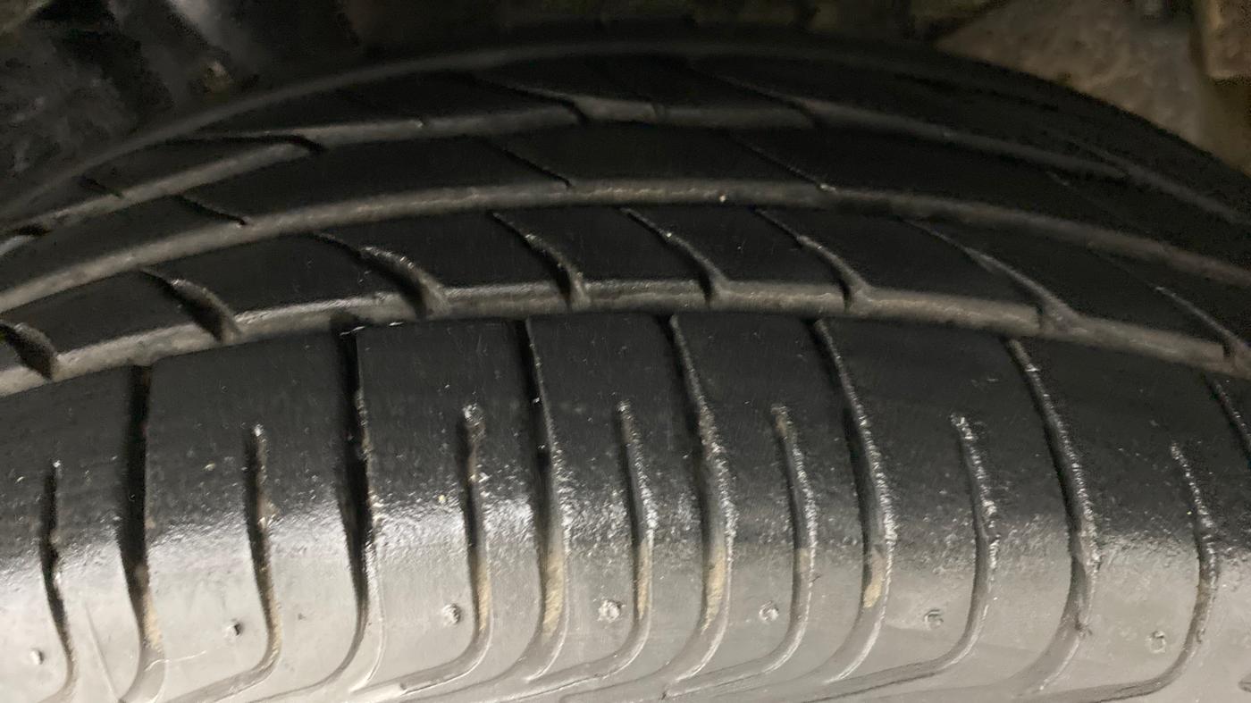 2018 Toyota YARIS V CVT, Petrol, Automatic, 23,418 km, Left Front Tyre Tread