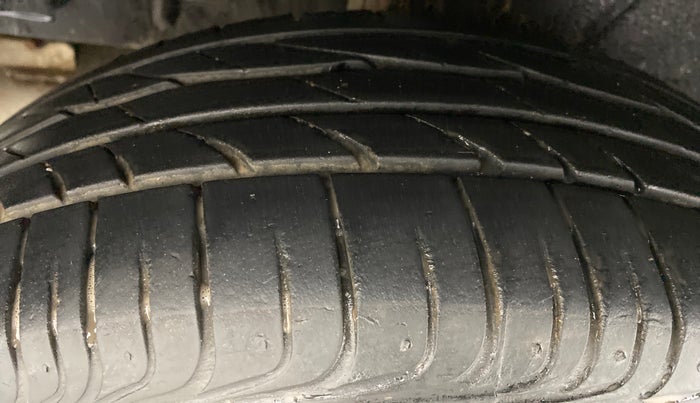 2018 Toyota YARIS V CVT, Petrol, Automatic, 23,418 km, Left Rear Tyre Tread