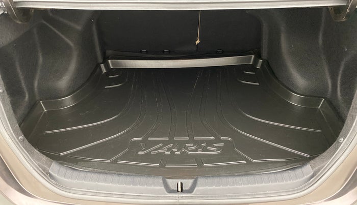 2018 Toyota YARIS V CVT, Petrol, Automatic, 23,418 km, Boot Inside