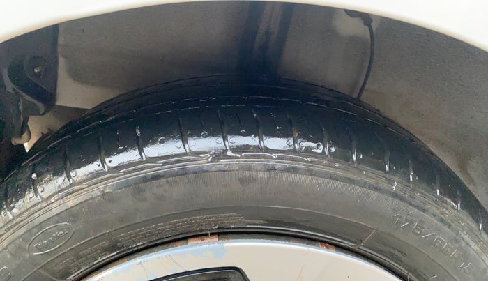 2023 Hyundai GRAND I10 NIOS SPORTZ 1.2 KAPPA VTVT, Petrol, Manual, 24,821 km, Right Rear Tyre Tread