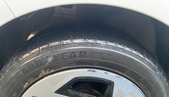 2023 Hyundai GRAND I10 NIOS SPORTZ 1.2 KAPPA VTVT, Petrol, Manual, 24,821 km, Left Front Tyre Tread